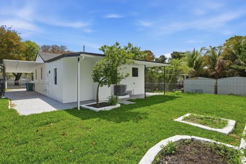 Villa ou maison à vendre à Miami, Floride: 3 chambres, 135.27 m2 № 2331202 - photo 26