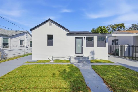 Villa ou maison à vendre à Miami, Floride: 3 chambres, 135.27 m2 № 2331202 - photo 25