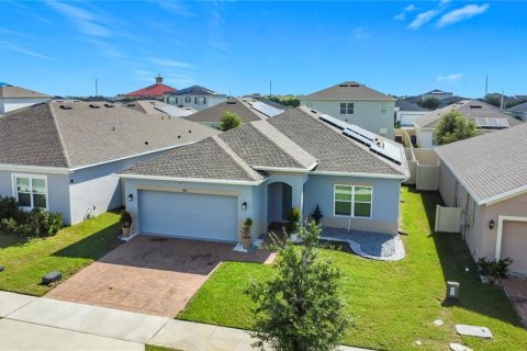 House in Haines City, Florida 3 bedrooms, 151.99 sq.m. № 1901914 - photo 4