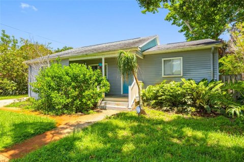 Casa en alquiler en Gulfport, Florida, 3 dormitorios, 106.84 m2 № 1880503 - foto 1