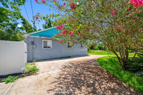 Casa en alquiler en Gulfport, Florida, 3 dormitorios, 106.84 m2 № 1880503 - foto 17