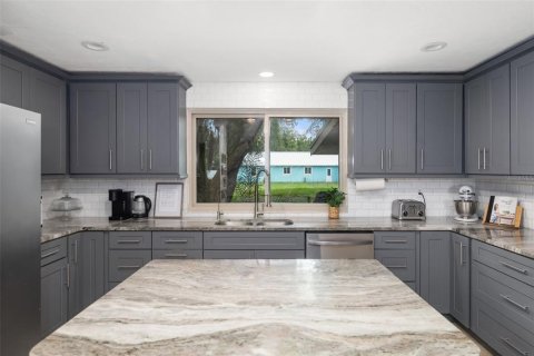 House in Parrish, Florida 4 bedrooms, 179.21 sq.m. № 1851570 - photo 10