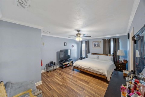 Villa ou maison à vendre à Newberry, Floride: 4 chambres, 159.98 m2 № 2418535 - photo 5