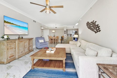 Copropriété à vendre à Boynton Beach, Floride: 2 chambres, 104.89 m2 № 2253451 - photo 12