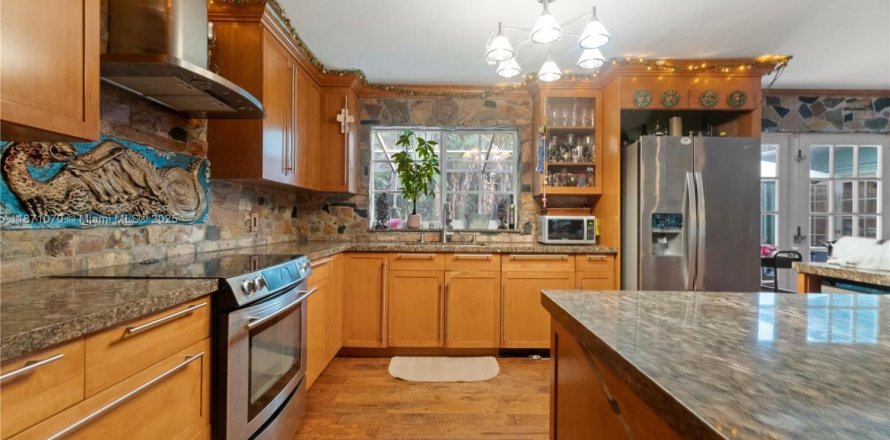 Дом в Помпано-Бич, Флорида 4 спальни, 223.15м2 № 1952700