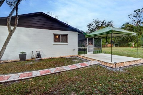 House in Chuluota, Florida 3 bedrooms, 145.58 sq.m. № 1734314 - photo 5