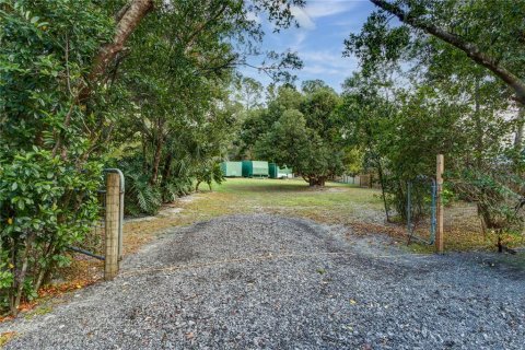 House in Chuluota, Florida 3 bedrooms, 145.58 sq.m. № 1734314 - photo 10