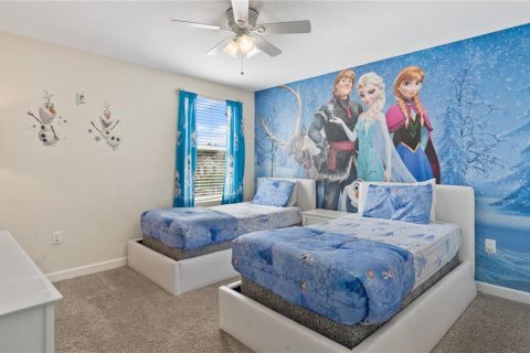 House in Davenport, Florida 8 bedrooms, 363.15 sq.m. № 2101532 - photo 25
