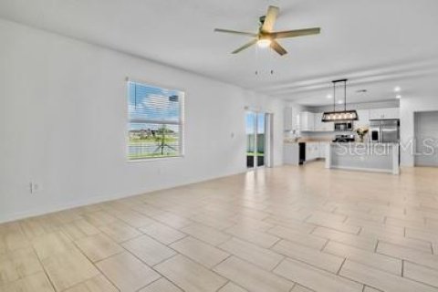 House in Parrish, Florida 4 bedrooms, 240.06 sq.m. № 2093529 - photo 4