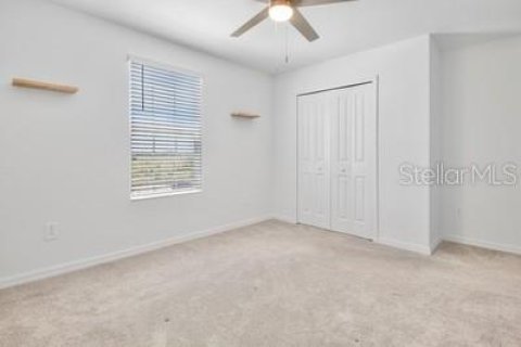 House in Parrish, Florida 4 bedrooms, 240.06 sq.m. № 2093529 - photo 23