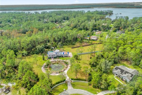 House in Orlando, Florida 5 bedrooms, 434.78 sq.m. № 1554511 - photo 19