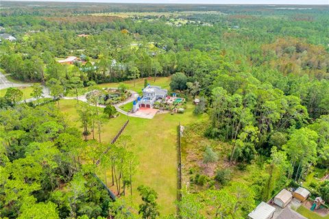 House in Orlando, Florida 5 bedrooms, 434.78 sq.m. № 1554511 - photo 16