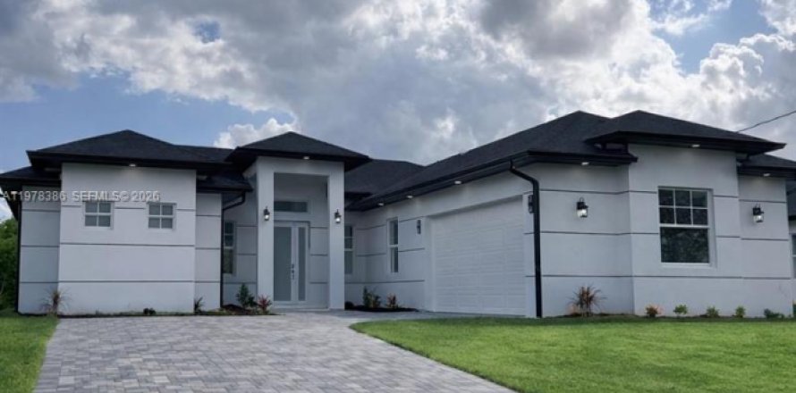 Villa ou maison à Lehigh Acres, Floride 3 chambres № 2042180