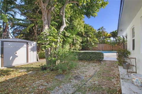 Casa en venta en Miami, Florida, 4 dormitorios, 190.64 m2 № 2029798 - foto 30