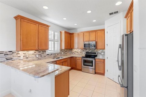 House in Kissimmee, Florida 3 bedrooms, 169.73 sq.m. № 1534022 - photo 8