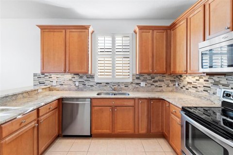 House in Kissimmee, Florida 3 bedrooms, 169.73 sq.m. № 1534022 - photo 9