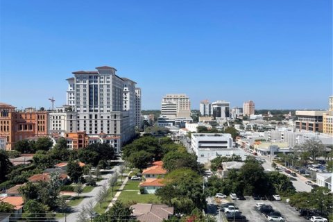 Condo in Miami, Florida, 1 bedroom  № 1878567 - photo 1