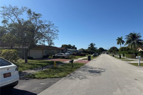 Villa ou maison à vendre à Fort Lauderdale, Floride: 4 chambres, 132.48 m2 № 2004916 - photo 6