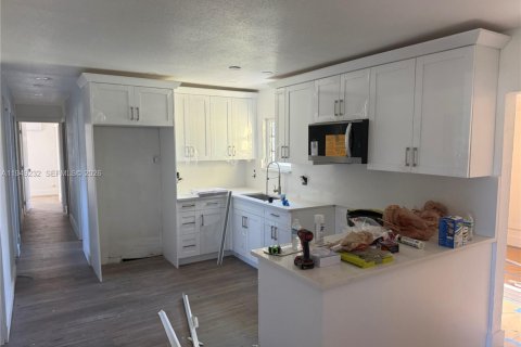 Villa ou maison à vendre à Fort Lauderdale, Floride: 4 chambres, 132.48 m2 № 2004916 - photo 17