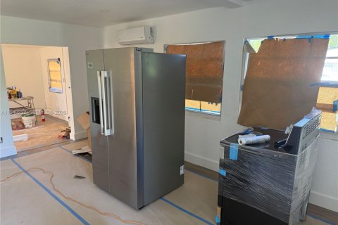 Villa ou maison à vendre à Fort Lauderdale, Floride: 4 chambres, 132.48 m2 № 2004916 - photo 11