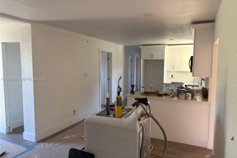 Villa ou maison à vendre à Fort Lauderdale, Floride: 4 chambres, 132.48 m2 № 2004916 - photo 16