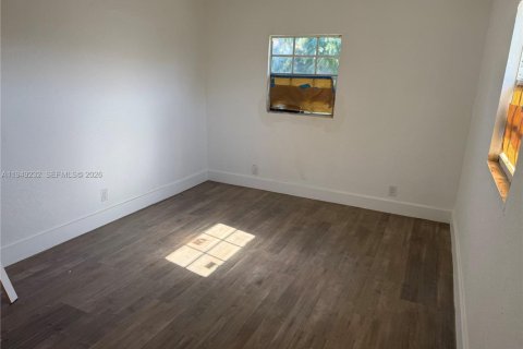 Villa ou maison à vendre à Fort Lauderdale, Floride: 4 chambres, 132.48 m2 № 2004916 - photo 23