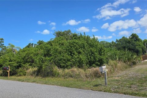 Terreno en venta en Englewood, Florida № 2098566 - foto 6