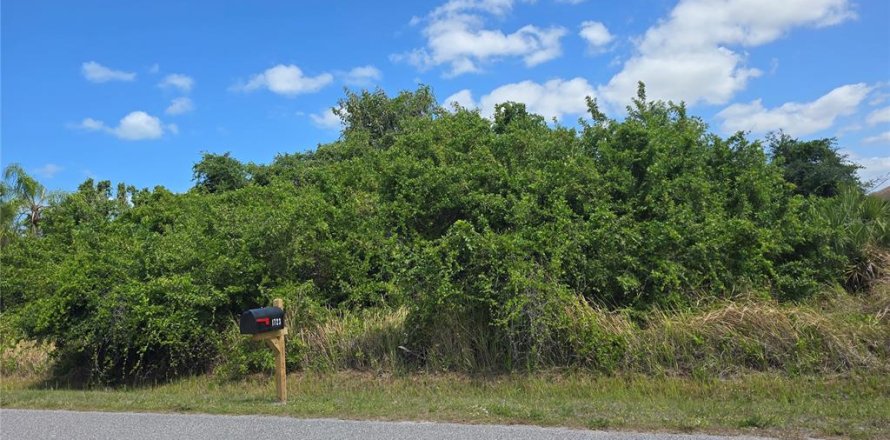 Terreno en Englewood, Florida № 2098566
