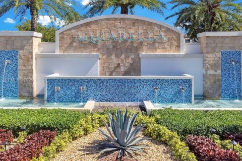 Touwnhouse à louer à Hialeah, Floride: 3 chambres, 127.83 m2 № 2403751 - photo 29