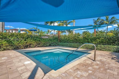 Touwnhouse à louer à Hialeah, Floride: 3 chambres, 127.83 m2 № 2403751 - photo 25