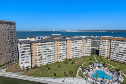 Copropriété à vendre à Saint Petersburg, Floride: 1 chambre, 98.48 m2 № 1530394 - photo 13
