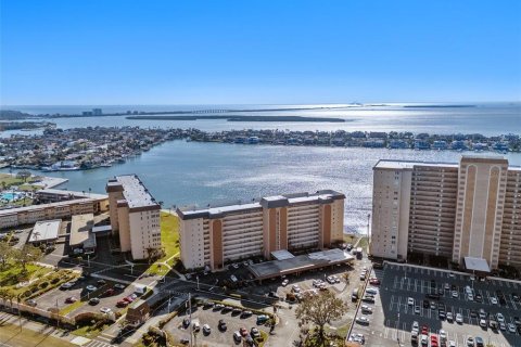 Copropriété à vendre à Saint Petersburg, Floride: 1 chambre, 98.48 m2 № 1530394 - photo 7