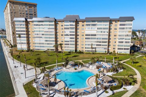 Copropriété à vendre à Saint Petersburg, Floride: 1 chambre, 98.48 m2 № 1530394 - photo 18