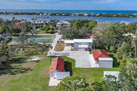 Villa ou maison à Englewood, Floride 4 chambres, 425.12 m2 № 2143896