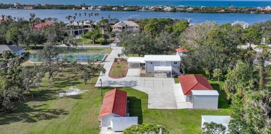 Villa ou maison à Englewood, Floride 4 chambres, 425.12 m2 № 2143896