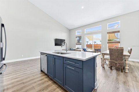 Adosado en venta en Satellite Beach, Florida, 3 dormitorios, 196.77 m2 № 2151829 - foto 22