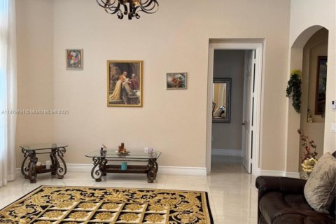 Villa ou maison à vendre à Cooper City, Floride: 4 chambres, 230.03 m2 № 1930152 - photo 5