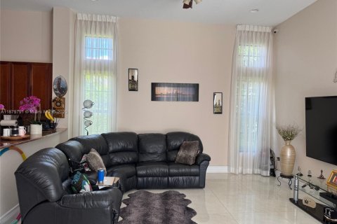 Villa ou maison à vendre à Cooper City, Floride: 4 chambres, 230.03 m2 № 1930152 - photo 8