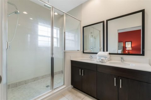 Adosado en venta en Kissimmee, Florida, 2 dormitorios, 125.42 m2 № 1916963 - foto 16