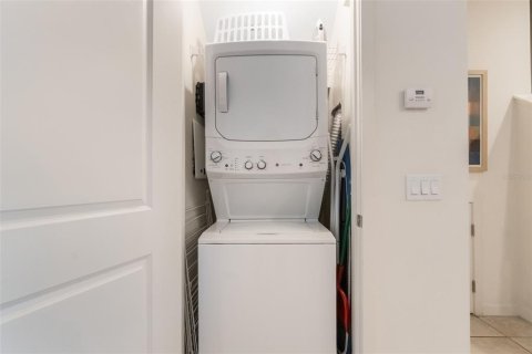 Adosado en venta en Kissimmee, Florida, 2 dormitorios, 125.42 m2 № 1916963 - foto 22