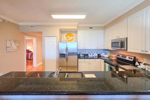 Condo in Palm Coast, Florida, 3 bedrooms № 2166848 - photo 13