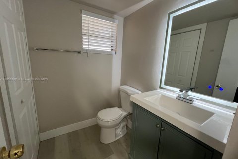 Copropriété à louer à Miramar, Floride: 1 chambre, 71.53 m2 № 1929746 - photo 16