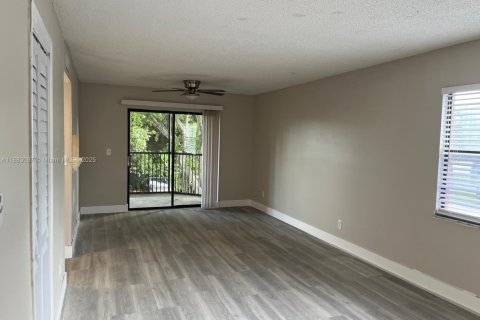 Copropriété à louer à Miramar, Floride: 1 chambre, 71.53 m2 № 1929746 - photo 5