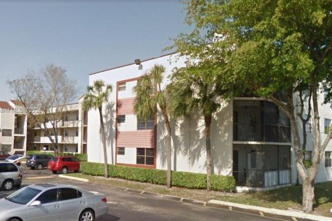 Copropriété à louer à Miramar, Floride: 1 chambre, 71.53 m2 № 1929746 - photo 1
