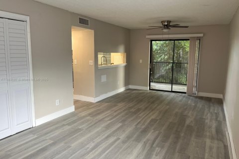 Copropriété à louer à Miramar, Floride: 1 chambre, 71.53 m2 № 1929746 - photo 6