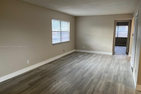 Copropriété à louer à Miramar, Floride: 1 chambre, 71.53 m2 № 1929746 - photo 15
