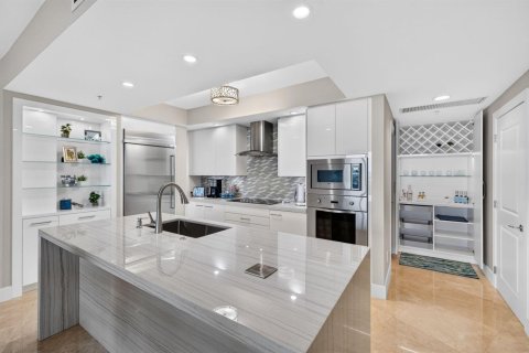 Condominio en venta en Pompano Beach, Florida, 2 dormitorios, 184.23 m2 № 2403767 - foto 9