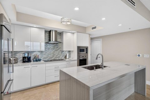 Condominio en venta en Pompano Beach, Florida, 2 dormitorios, 184.23 m2 № 2403767 - foto 10