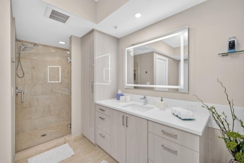 Condominio en venta en Pompano Beach, Florida, 2 dormitorios, 184.23 m2 № 2403767 - foto 15
