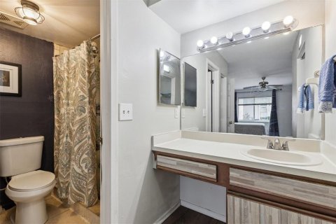 Condo in Orlando, Florida, 2 bedrooms  № 2156589 - photo 7